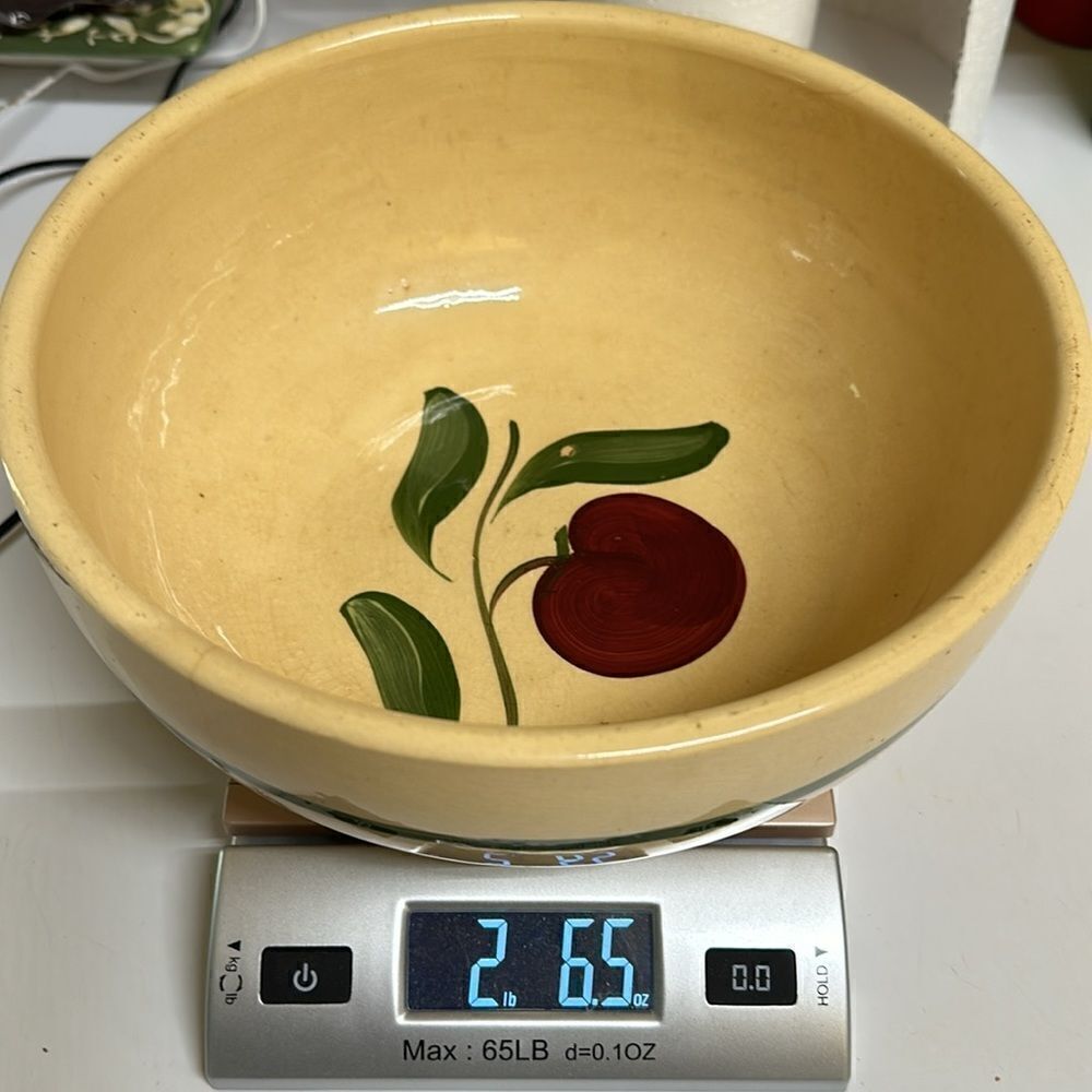 Vintage Watt Hand Painted Apple Serving Bowl Beige Red 10” Round